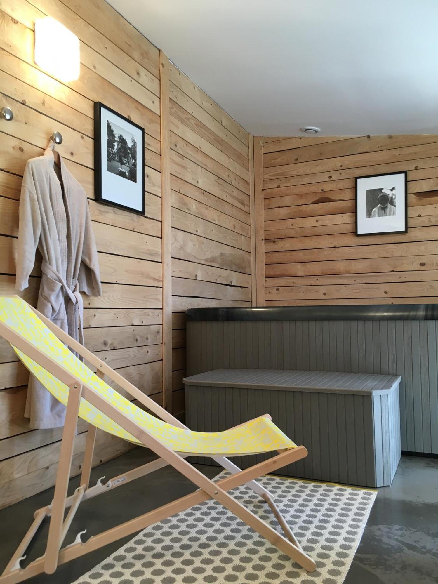 O Lodge Cleppé Екстериор снимка