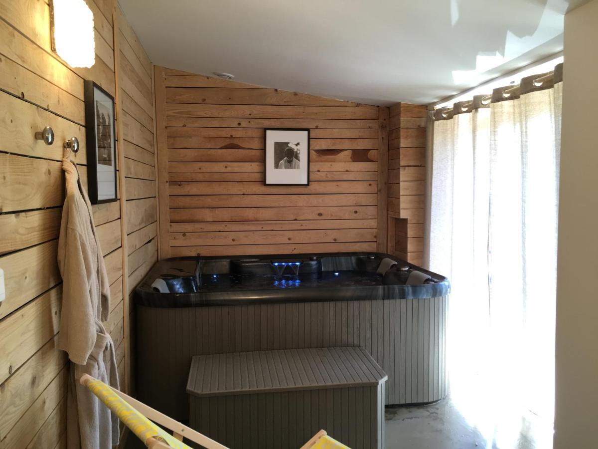 O Lodge Cleppé Екстериор снимка